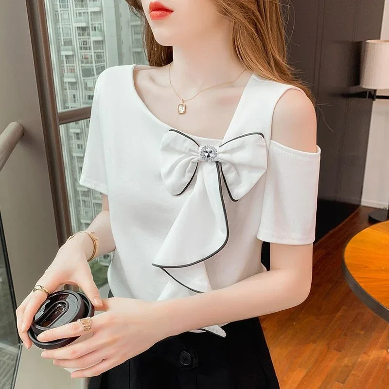 FADFAD Atasan kaus wanita kaus one shoulder lengan pendek