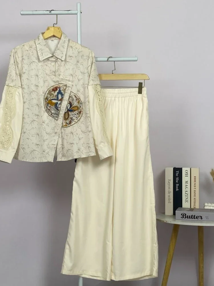 CHICMORE Kaos palsu dua potongan desain cetak bergabung warna murni dengan renda dan aksesoris bordir dengan celana panjang