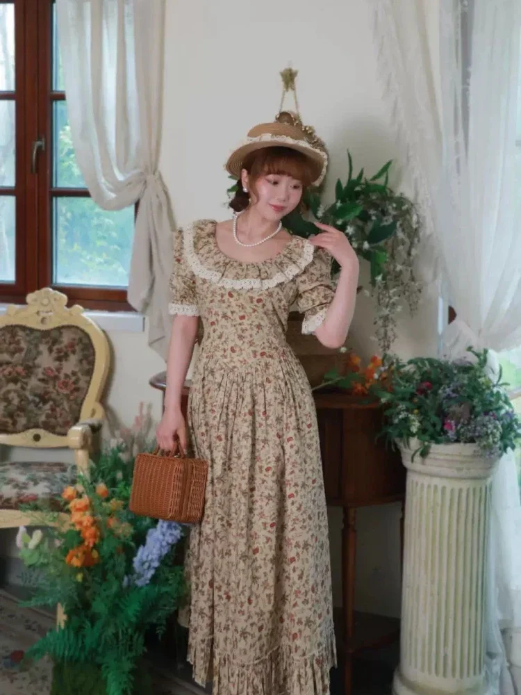 CHICMORE Gaun pinggang ramping lengan pendek kerah bulat motif cetak baru