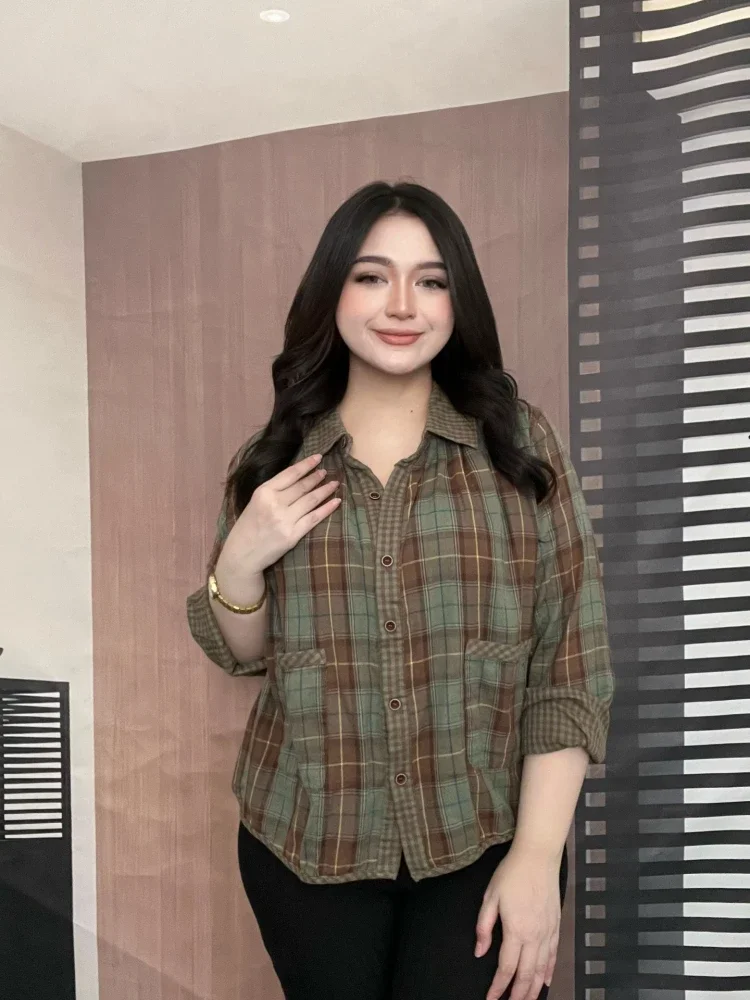 [DISKON KILAT]FADFAD Atasan kemeja motif kotak kotak variasi saku unik model baru berlengan panjang