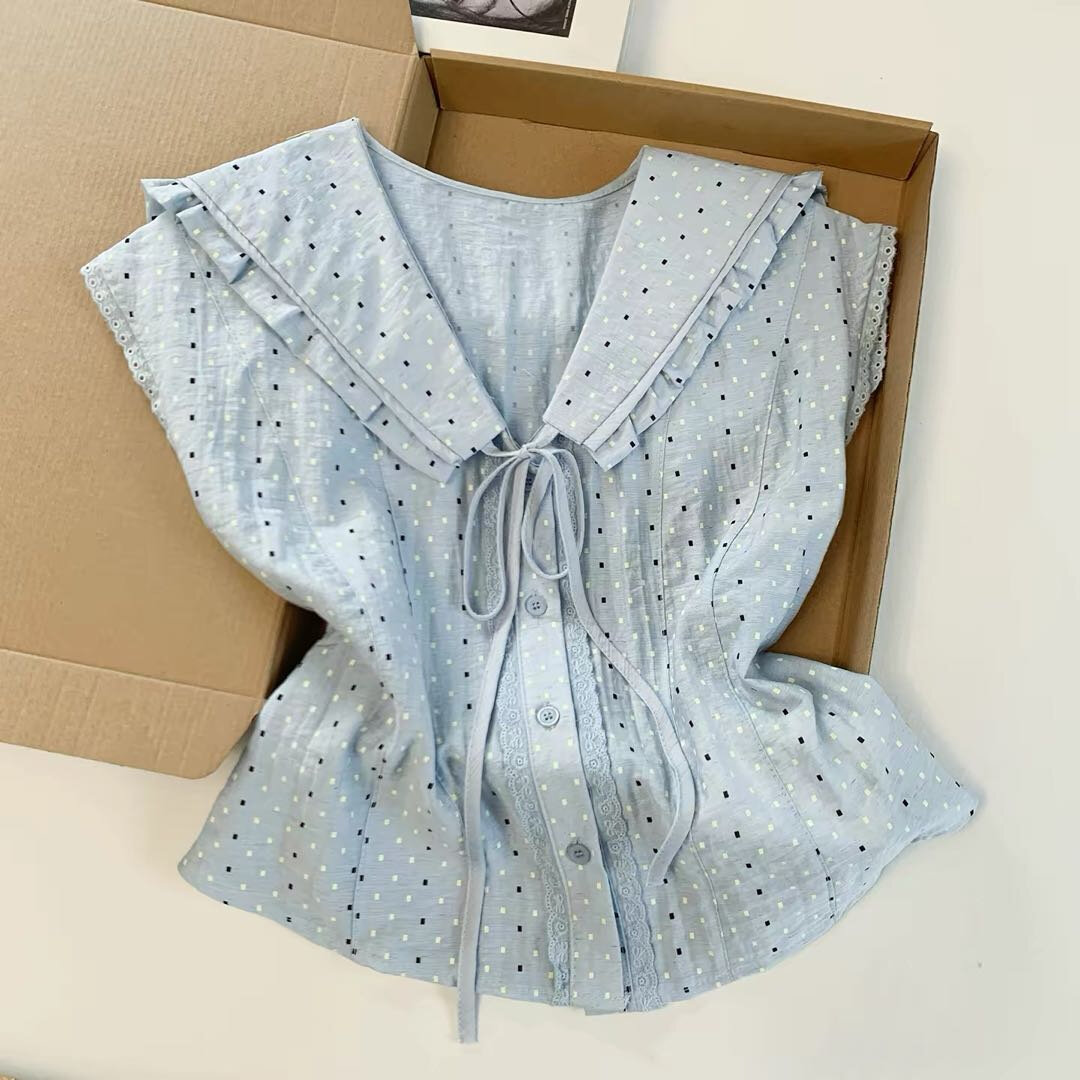 CHICMORE Atasan wanita gaya korea tanpa lengan motif polkadot dengan kerah v neck trendi