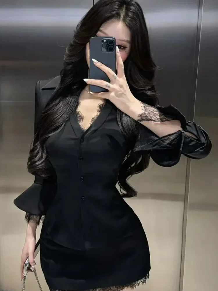 FADFAD Atasan elegan bodycon dengan lengan panjang berkerah v-neck untuk wanita