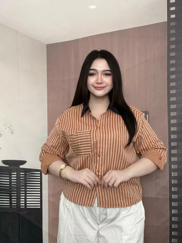 FADFAD Atasan kemeja garis garis lengan panjang gaya kasual dan kancing aktif