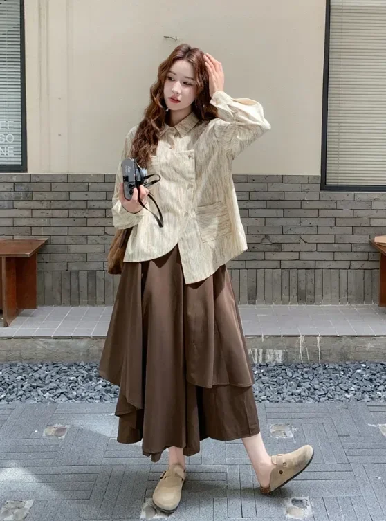 CHICMORE Setelan dua potong atasan kemeja lengan panjang dengan rok panjang