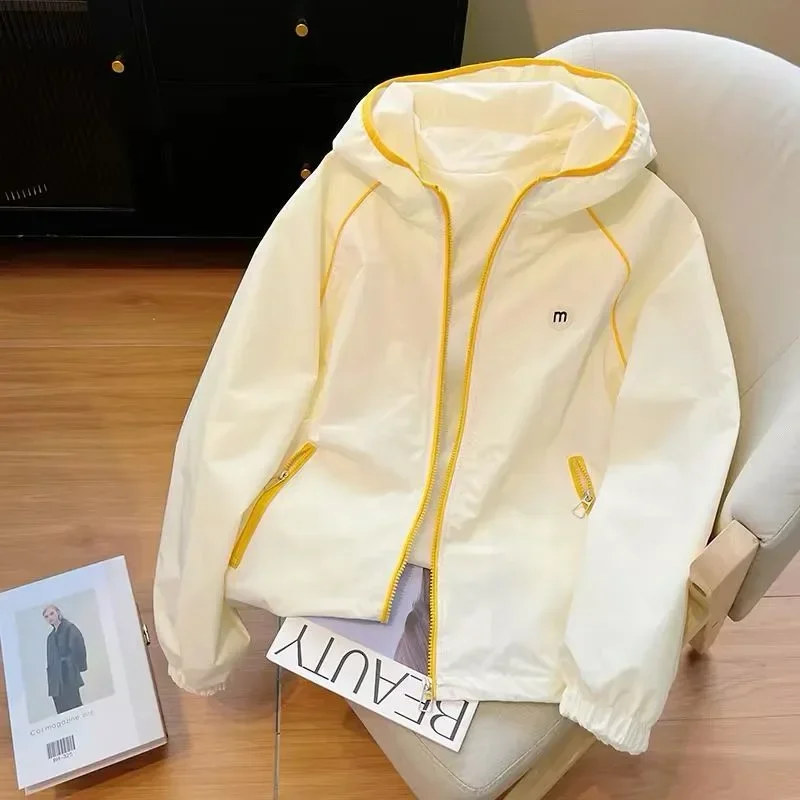 CHICMORE Jaket wanita lengan panjang model hoded dengan zipper warna cantik