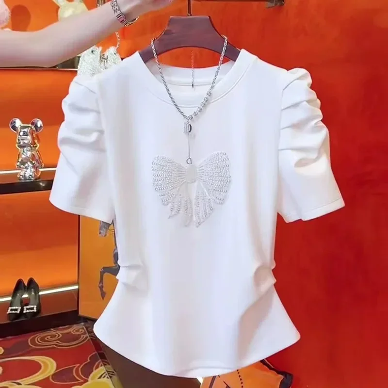 FADFAD Atasan kaos lengan pendek putih dengan hiasan pita untuk wanita