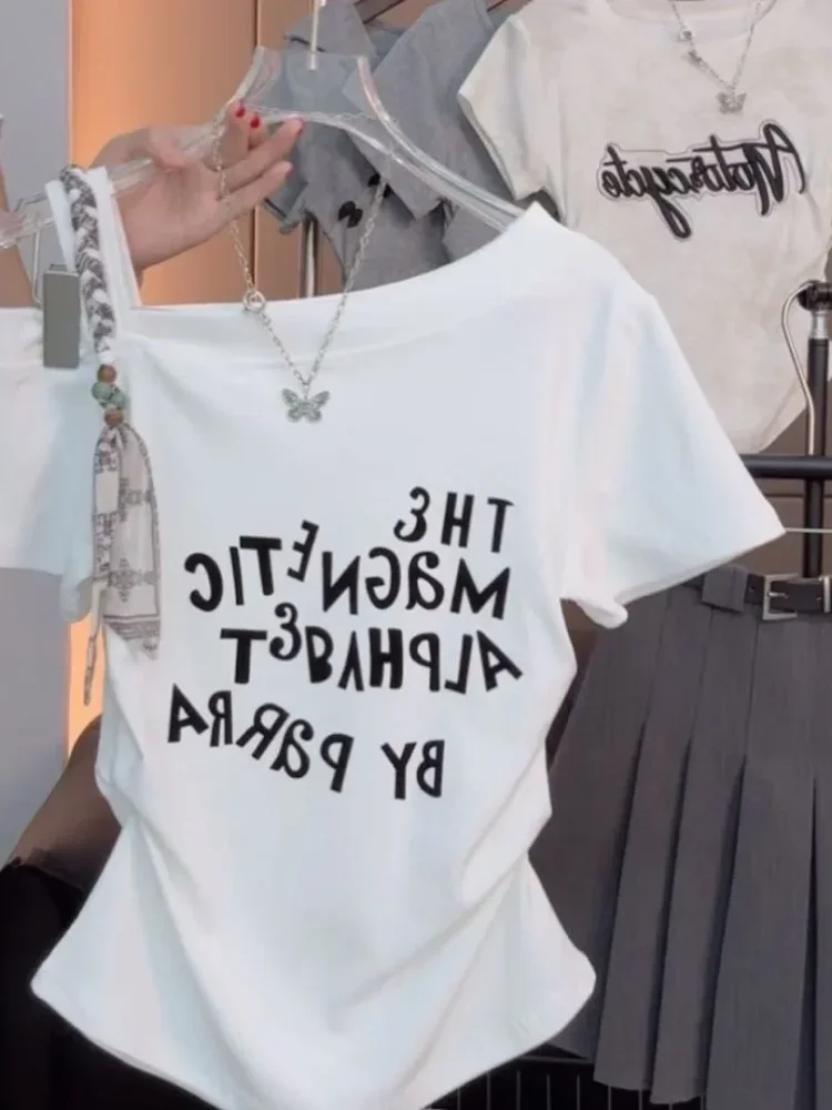 FADFAD Atasan wanita t-shirt lengan pendek model one shoulder gaya korea