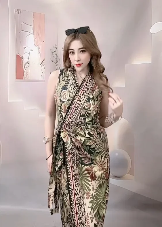 FADFAD Gaun panjang elegan bergaya retro leher v tanpa lengan modis