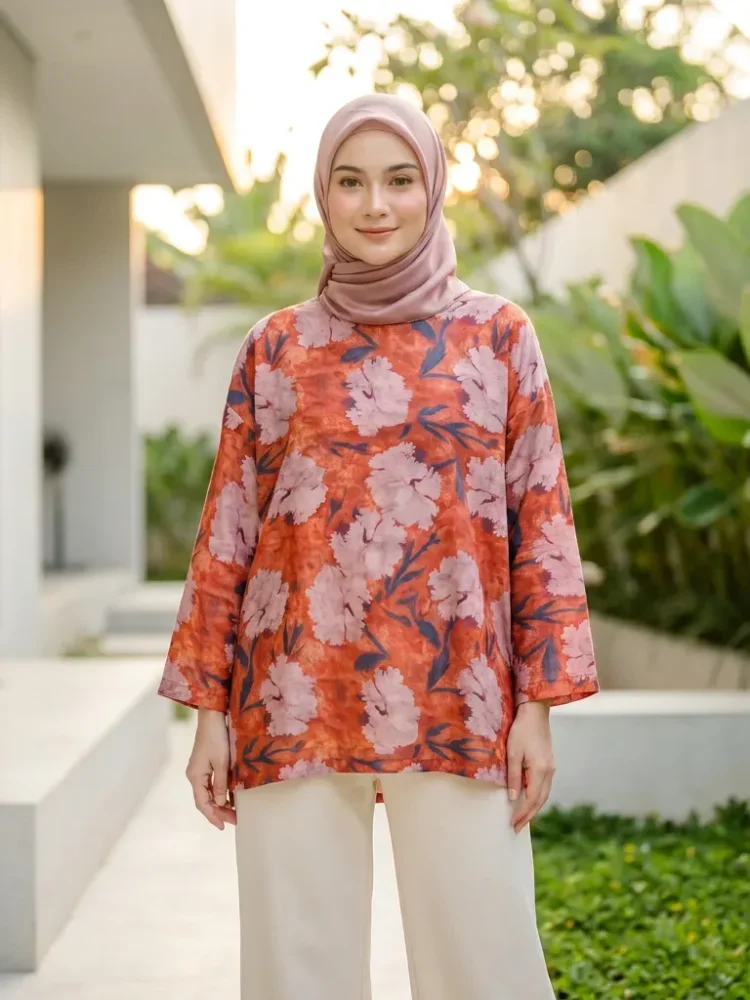 [READY STOCK]ASAYA Atasan wanita berkerah bulat lengan kelelawar motif bergaya retro untuk wanita.