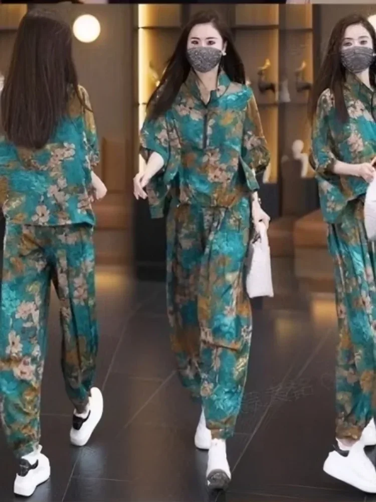 FADFAD Setelan dua potong atasan lengan pendek dan celana panjang bermotif cetak baru untuk wanita