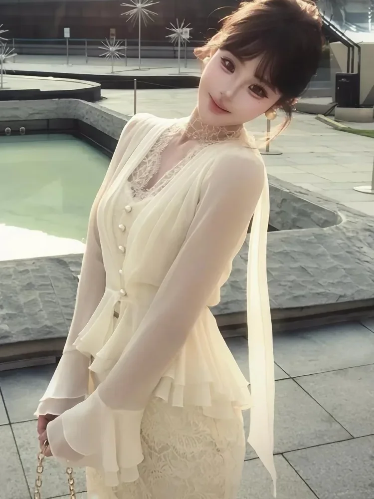 CHICMORE Atasan kerah leher v-neck lengan panjang gaya kasual wanita