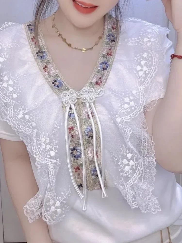 FADFAD Atasan blouse wanita lengan pendek dengan aksen mutiara