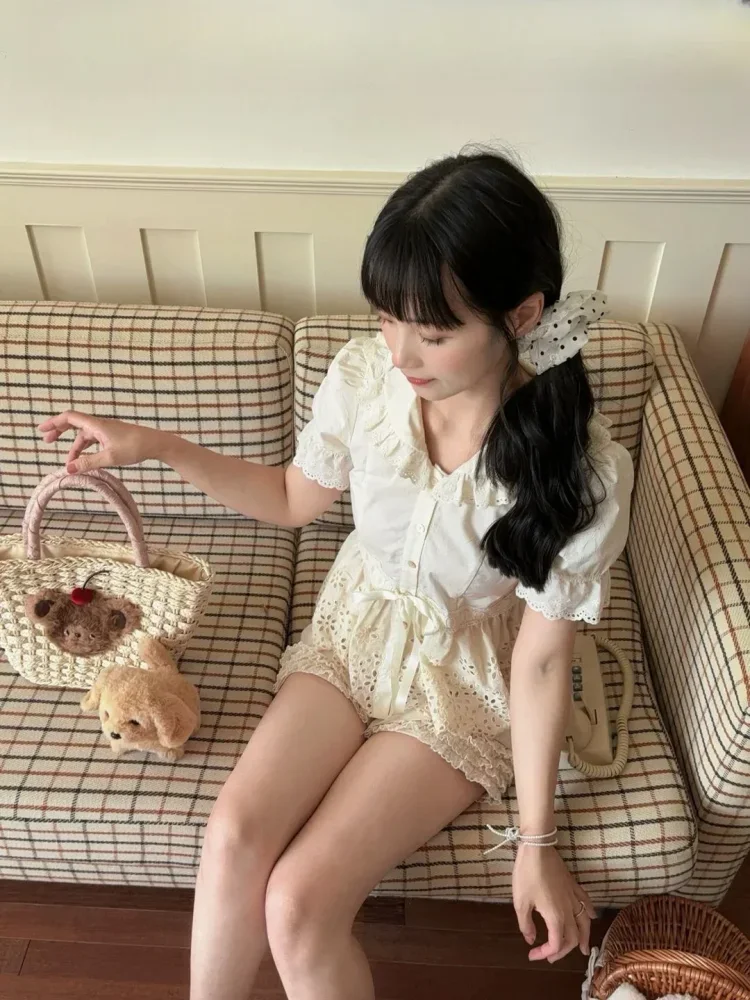 CHICMORE Atasan blouse kerah boneka lengan puff gaya kekinian korea baru untuk wanita