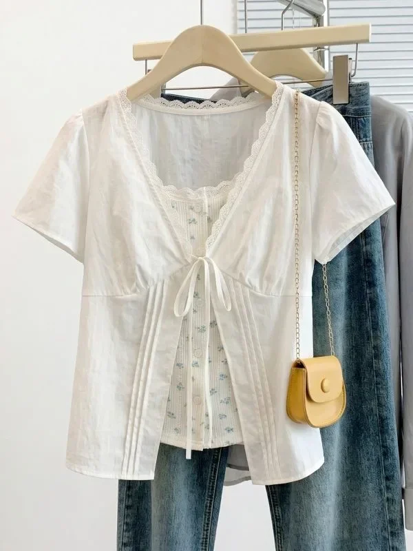 CHICMORE Atasan lengan pendek kerah leher v-neck fashion stylish wanita