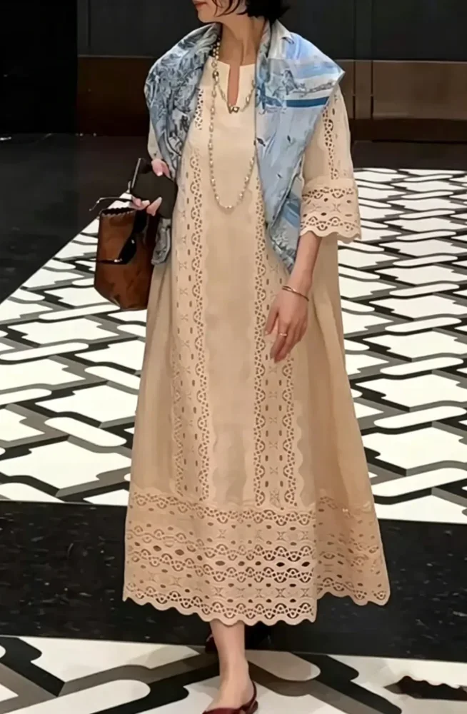 CHICMORE Gaun midi warna solid dengan kerah notched dan lengan tiga perempat wanita kelas atas