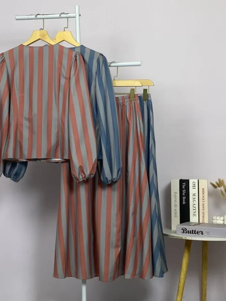 ASAYA Setelan wanita bergaya retro, atasan lengan panjang dengan kancing buatan tangan dipadukan dengan rok model a-line yang stylish