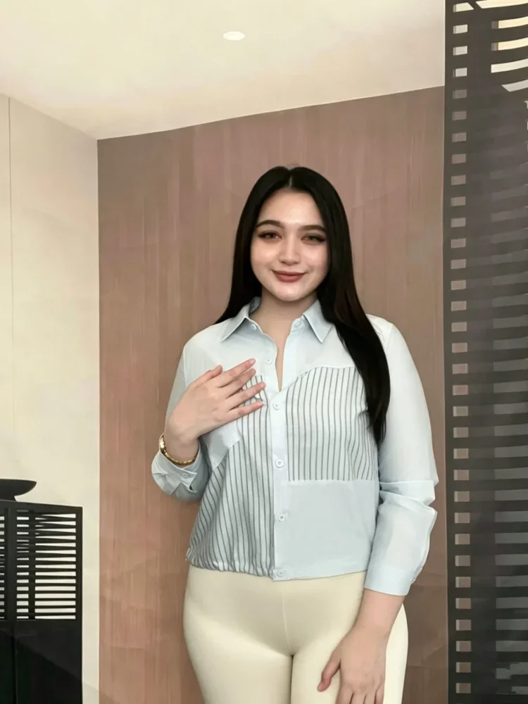 FADFAD Kemeja motif bergaris dengan kancing aktif berlengan panjang gaya trendi