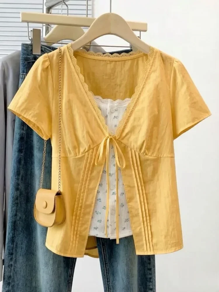 CHICMORE Atasan lengan pendek kerah leher v-neck fashion stylish wanita