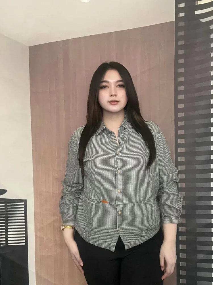 FADFAD Kemeja wanita lengan panjang model longgar motif bergaris kasual