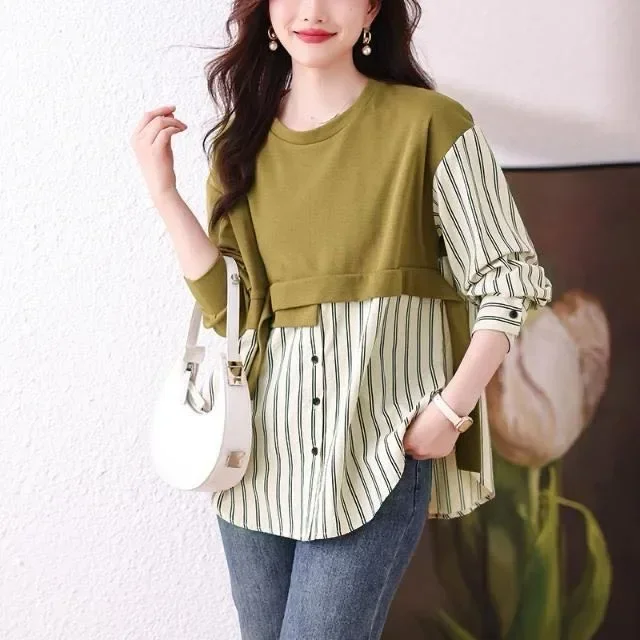 FADFAD Atasan motif garis garis longgar dengan kerah leher bulat wanita