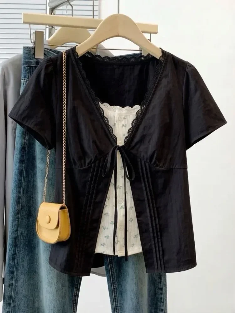 CHICMORE Atasan lengan pendek kerah leher v-neck fashion stylish wanita