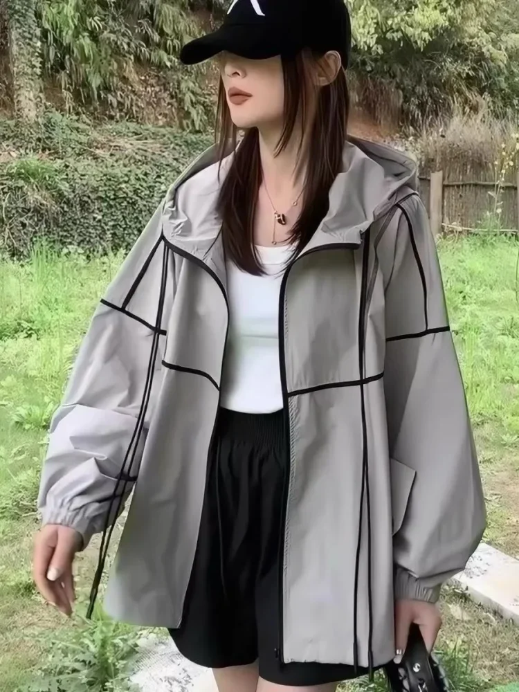 CHICMORE Jaket windbreaker wanita dengan korean style