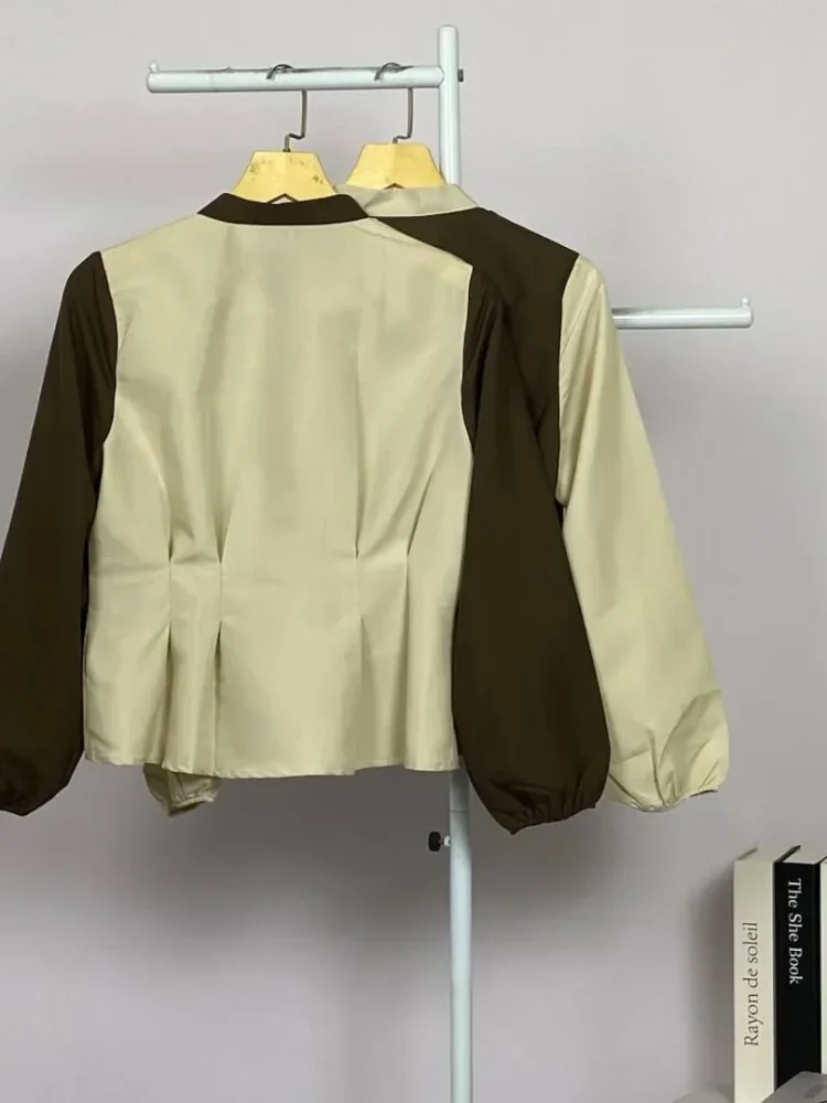 ASAYA Atasan kemeja longgar desain tidak beraturan lengan panjang kerah polo warna kontras untuk wanita gaya modis