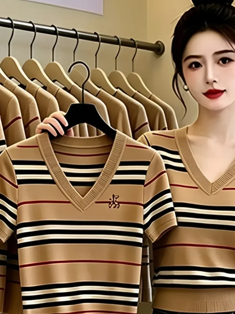 FADFAD Atasan lengan pendek model baru gaya trendi
