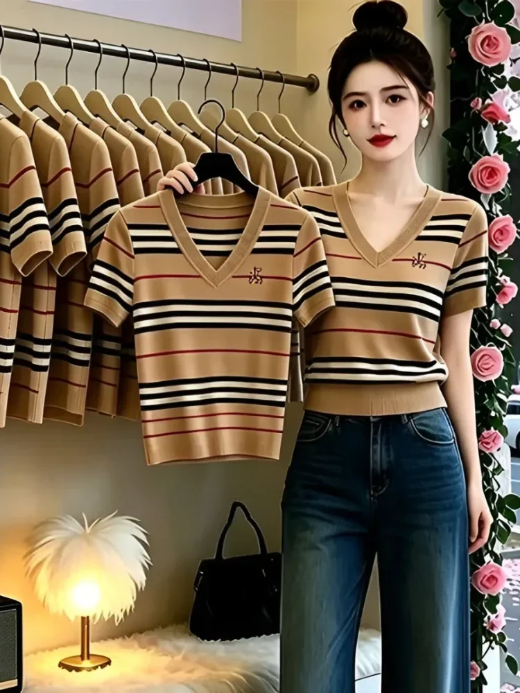 FADFAD Atasan lengan pendek model baru gaya trendi