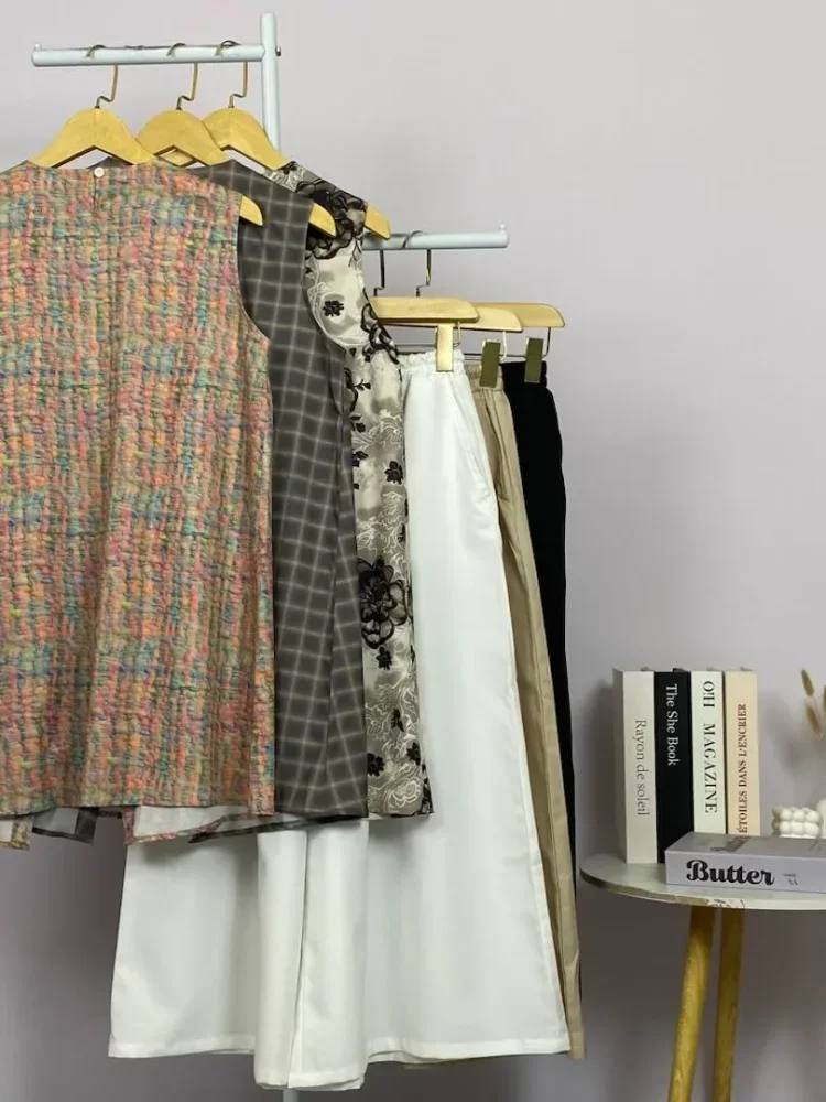 ASAYA Setelan dua potong wanita terbaru: rompi tanpa lengan model tidak beraturan dan celana panjang longgar warna polos