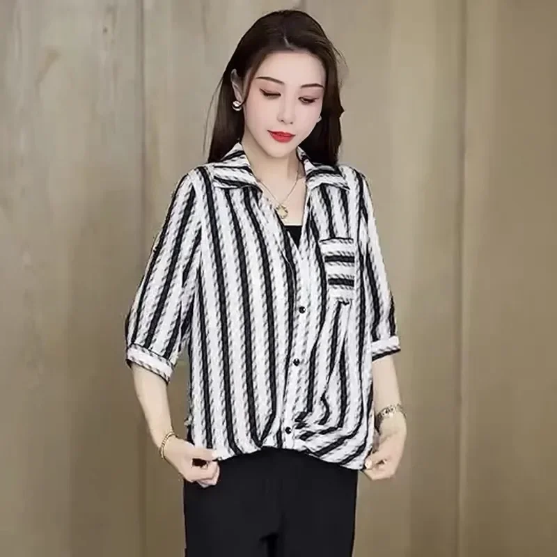 FADFAD Atasan blus desain manis lengan tigaperempat modis untuk wanita
