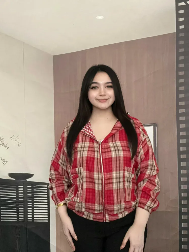 FADFAD Atasan gaya kasual retro lengan panjang dan model terbaru wanita