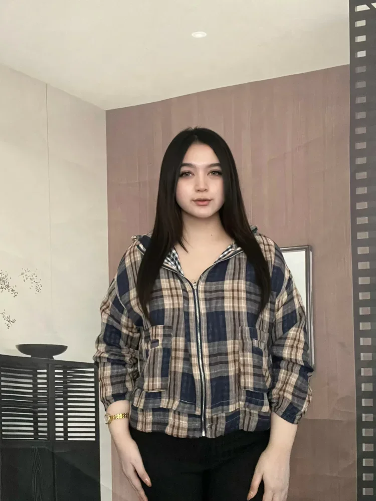 FADFAD Atasan gaya kasual retro lengan panjang dan model terbaru wanita