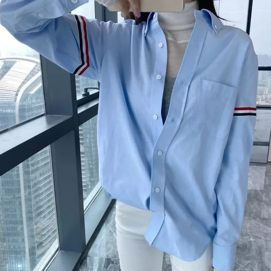 CHICMORE Atasan kemeja dengan kancing sebaris gaya kasual wanita stylish
