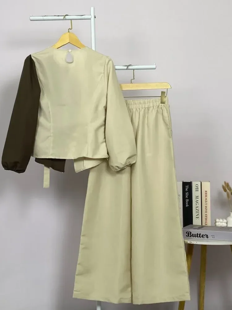 ASAYA Sabuk bergaya tidak beraturan dengan desain anyaman gigi anjing sangat cocok dipadukan dengan atasan lengan panjang dan celana panjang polos,