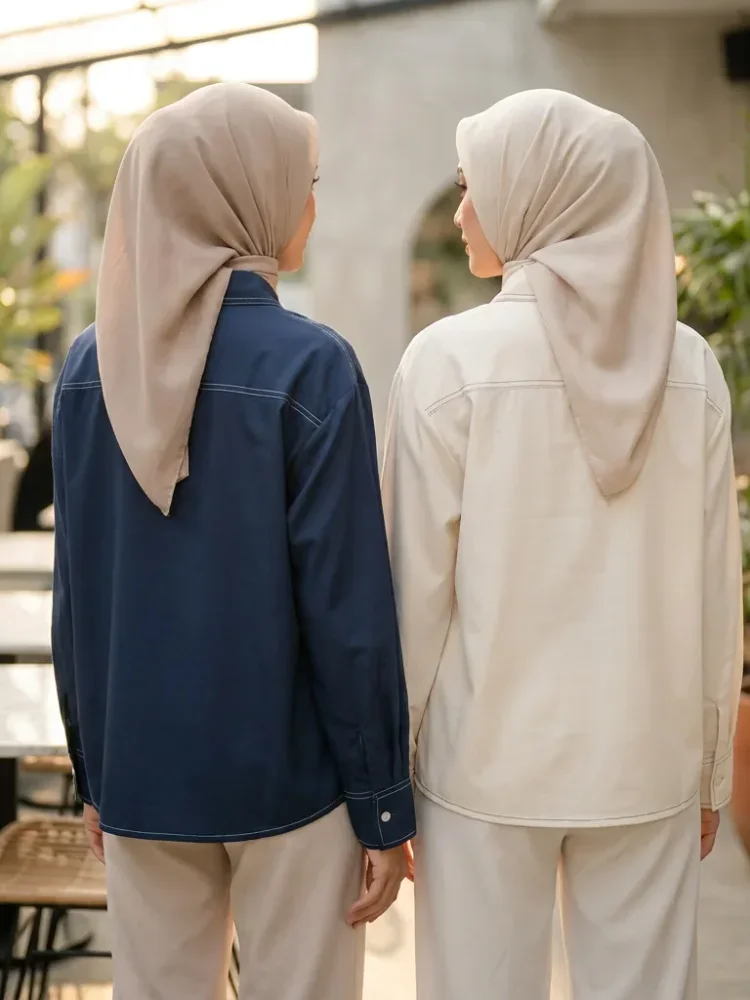 ASAYA Atasan lengan panjang polos dengan kerah polo, dilengkapi saku dan desain jahitan sambungan