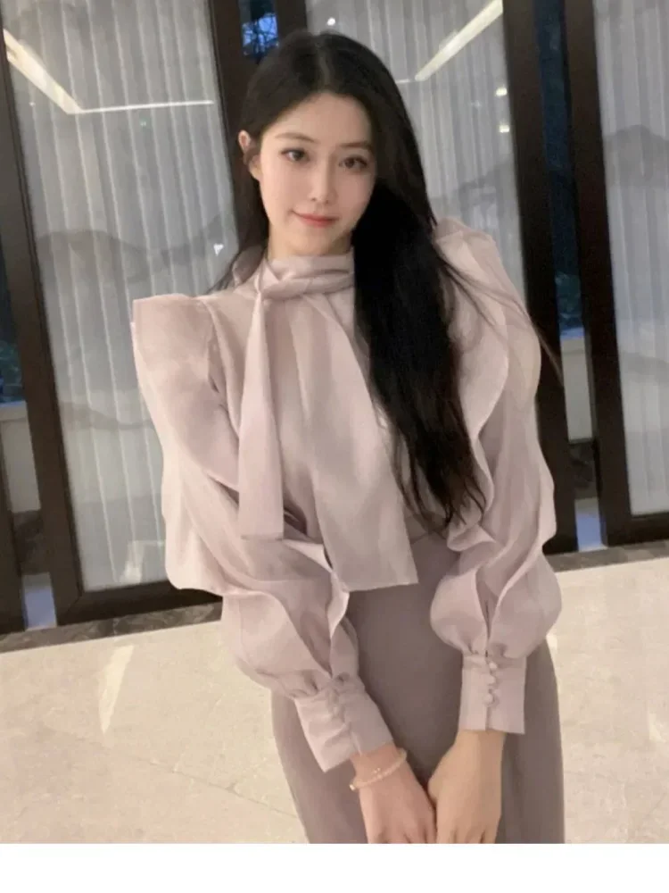 CHICMORE Atasan lengan panjang kerah dengan pita terlihat elegant