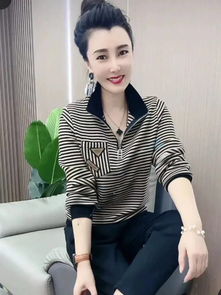 FADFAD Atasan untuk wanita motif dengan gaya terbaru