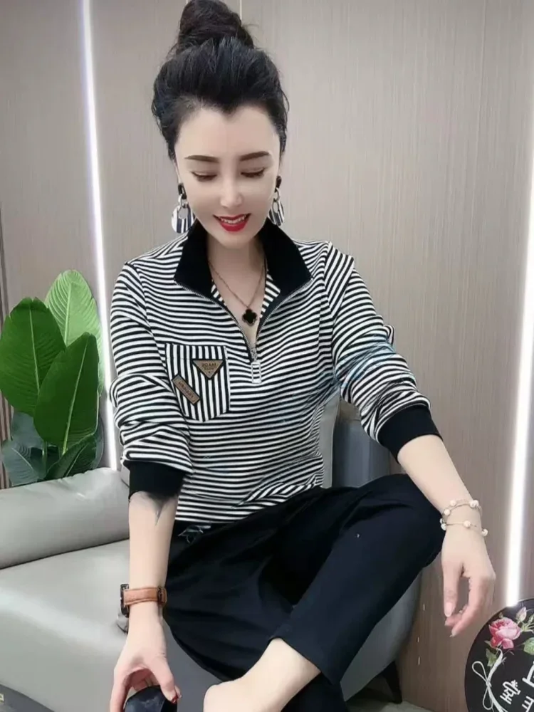 FADFAD Atasan untuk wanita motif dengan gaya terbaru