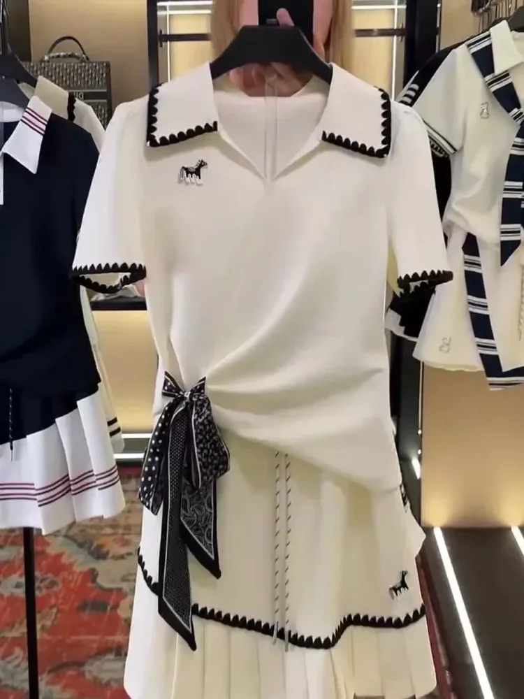 FADFAD Atasan dengan kerah desainer yang elegan lengan pendek