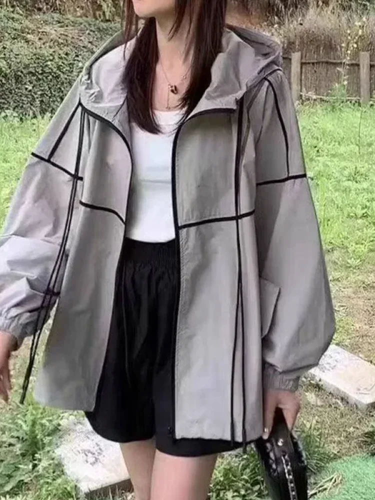 CHICMORE Jaket windbreaker wanita dengan korean style