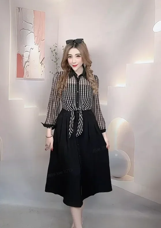 FADFAD Gaun motif kotak kotak model a-line dengan kancing sebaris wanita