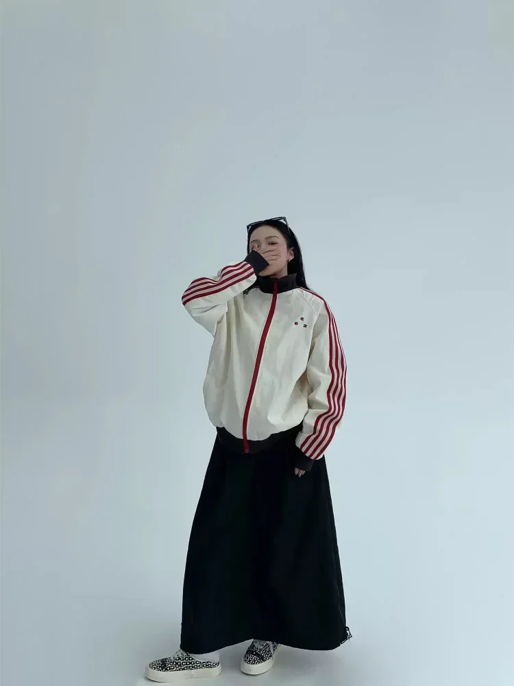 CHICMORE Jaket dengan model kasual sporty potongan longgar