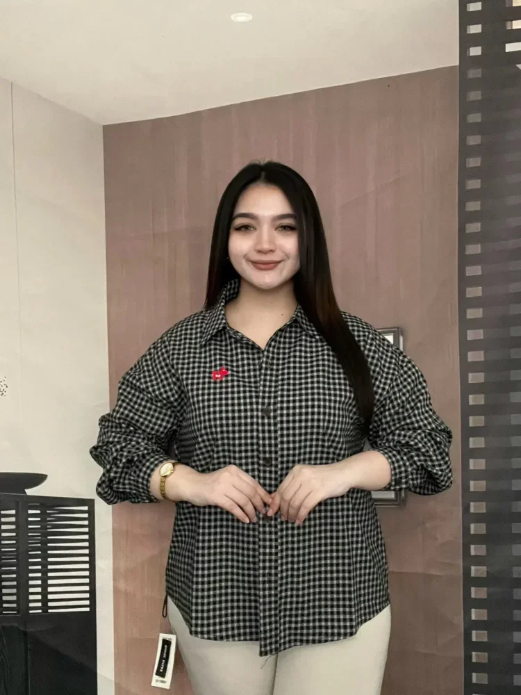 FADFAD Atasan kemeja kotak-kotak wanita model longgar berkerah