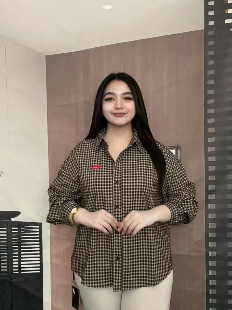FADFAD Atasan kemeja kotak-kotak wanita model longgar berkerah