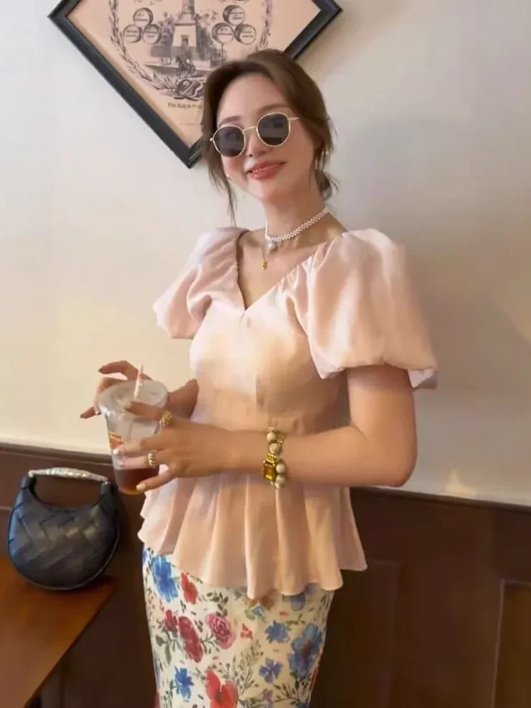 CHICMORE Atasan wanita blouse lengan pendek model minimalis v neck