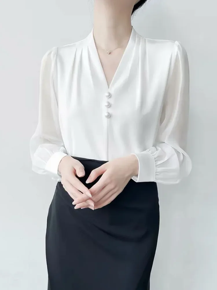 FADFAD Blouse wanita feminime dengan kerah v manis dan lengan panjang kekinian