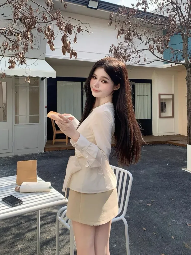 CHICMORE Atasan lengan panjang untuk wanita kelas atas dengan aksen pita cantik di bagian depan