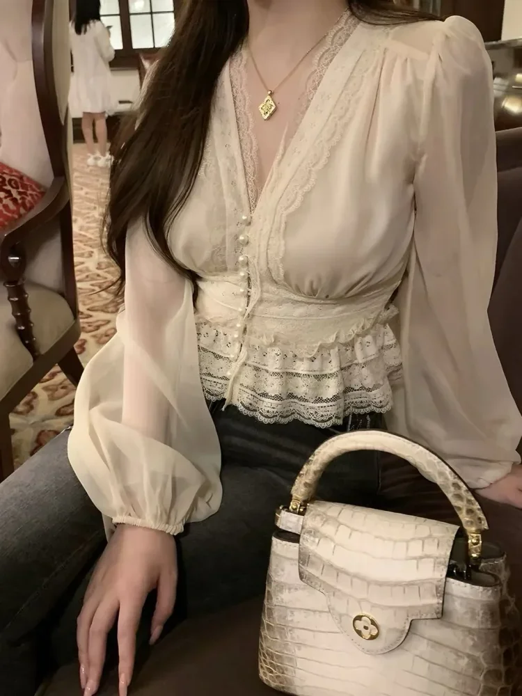 FADFAD Atasan wanita kerah v neck dengan kancing mutiara cantik bergaya elegan
