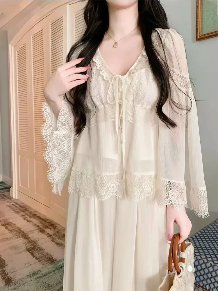 CHICMORE Atasan wanita blouse lengan panjang model longgar kerah v neck klasik